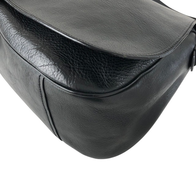 PRADA プラダ ショルダーバッグ ブラック フロントバックル ロゴ レザー セミショルダーバッグ ホーボーバッグ vintage ヴィンテージ オールド m5w8bc