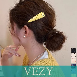ドット柄 三角ヘアクリップ韓国風 可愛い 大人かわいい 水玉模様スリーピン フェミニン 簡単髪留め きれいめ 髪飾り 上品 ヘアアクセサリー カジュアル プチプラ ヘアアクセサリー  VEZY ベジー  ItemNo.【23802672】