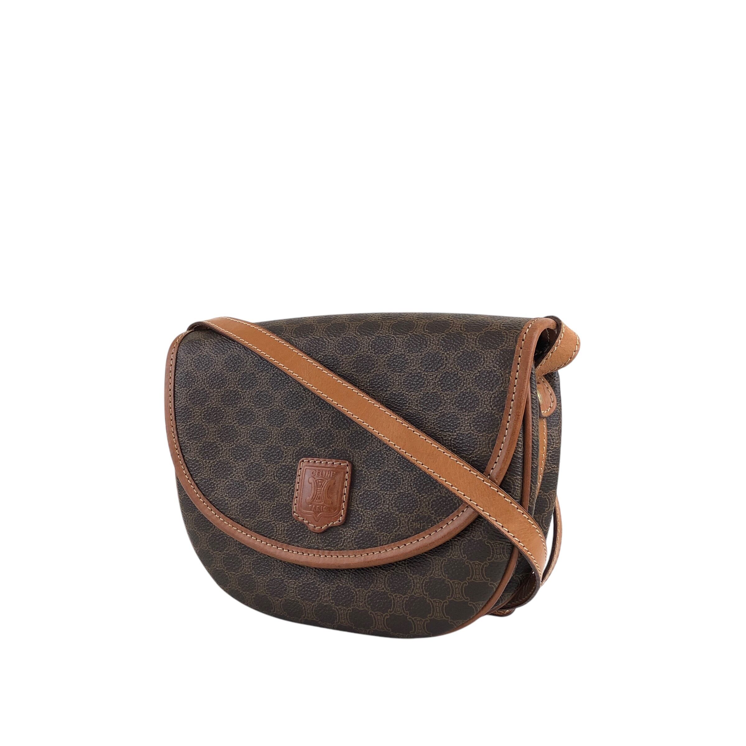 CELINE セリーヌ マカダム ショルダーバッグ PVC メッセンジャー CELINE セリーヌ マカダム ショルダーバッグ ホワイト ブラゾン型押し