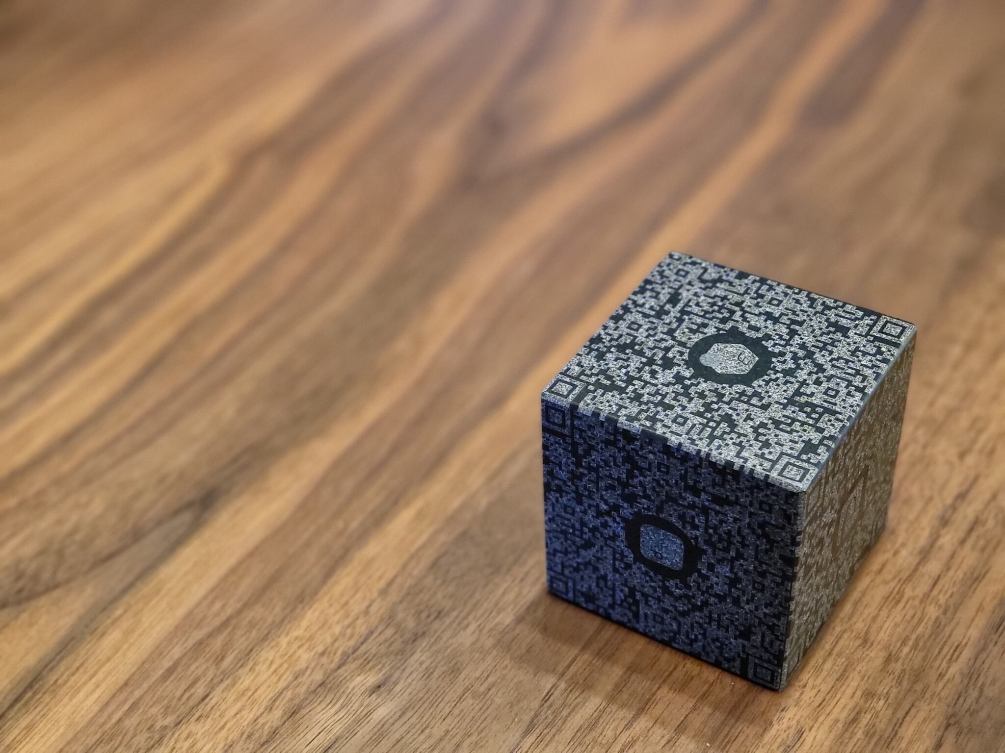 QRstone【キューブ】 | SEKIRYO