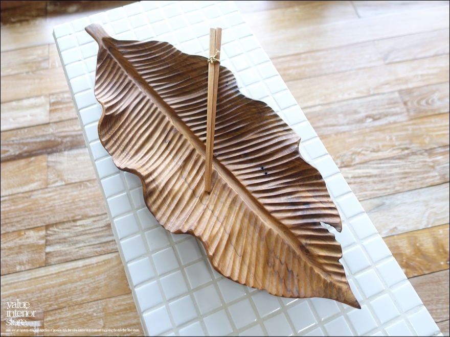 チーク無垢材 leafプレートW47cm 菓子鉢 小物入れ 飾り台 菓子器 入れ物 木製トレー 銘木 プリミティブ ナチュラル