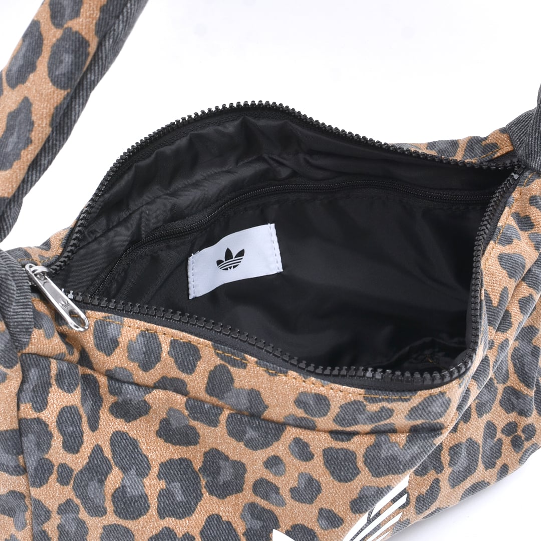 9/16新着】adidas 2025A/W レオパード柄ショルダーバッグ