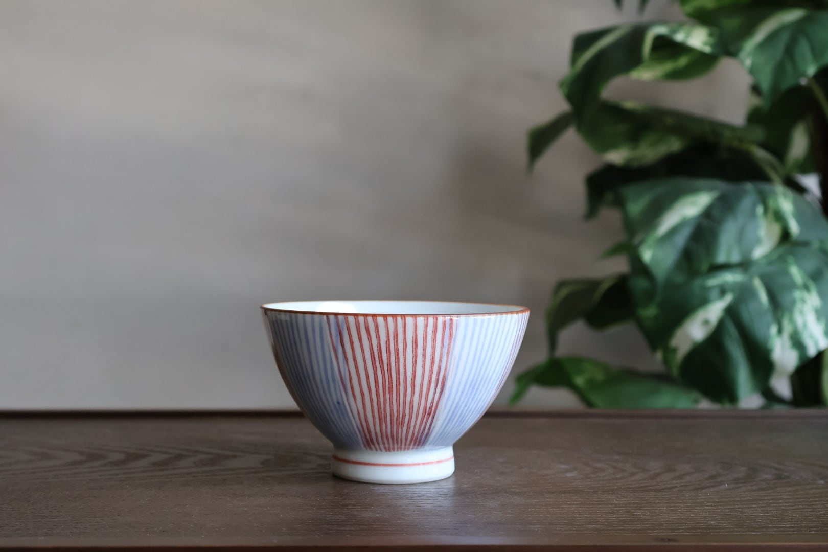 砥部焼 中田窯 リム付皿 （8寸） すずらん柄 3枚