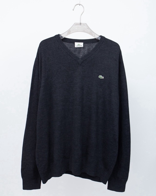 "LACOSTE" wool × acrylic V-neck knit