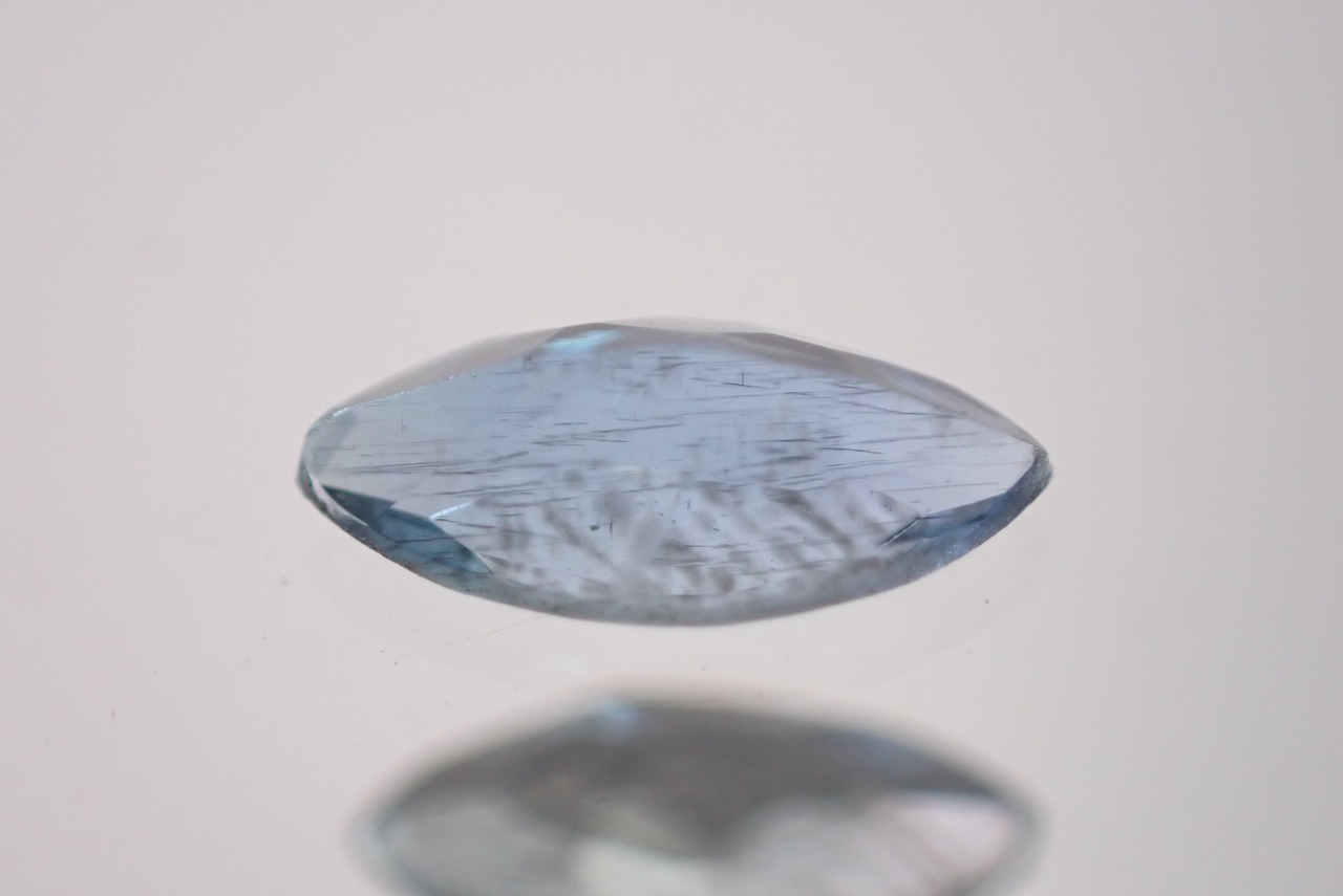 サンタマリアアクアマリン　0.14ct　[E10-52]