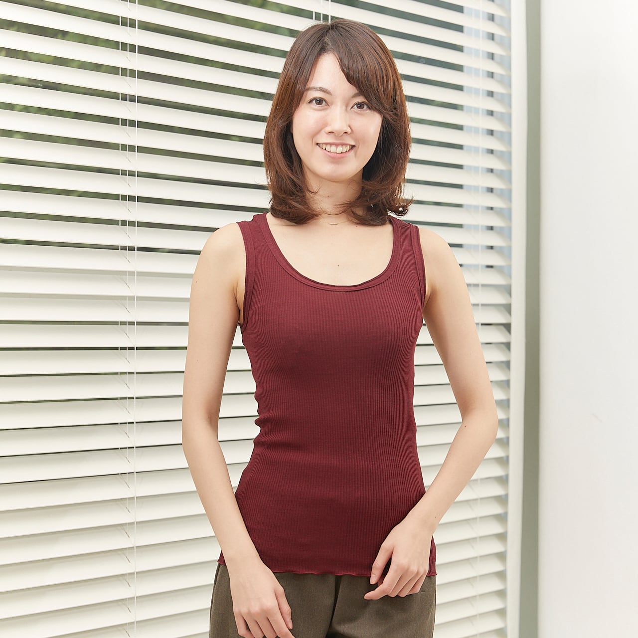 タンクトップ クルーネック 秋冬 ボルドー ウール シルクno r オスカリート Oscalito Oscalito オスカリート公式通販 天然素材のレディースインナー