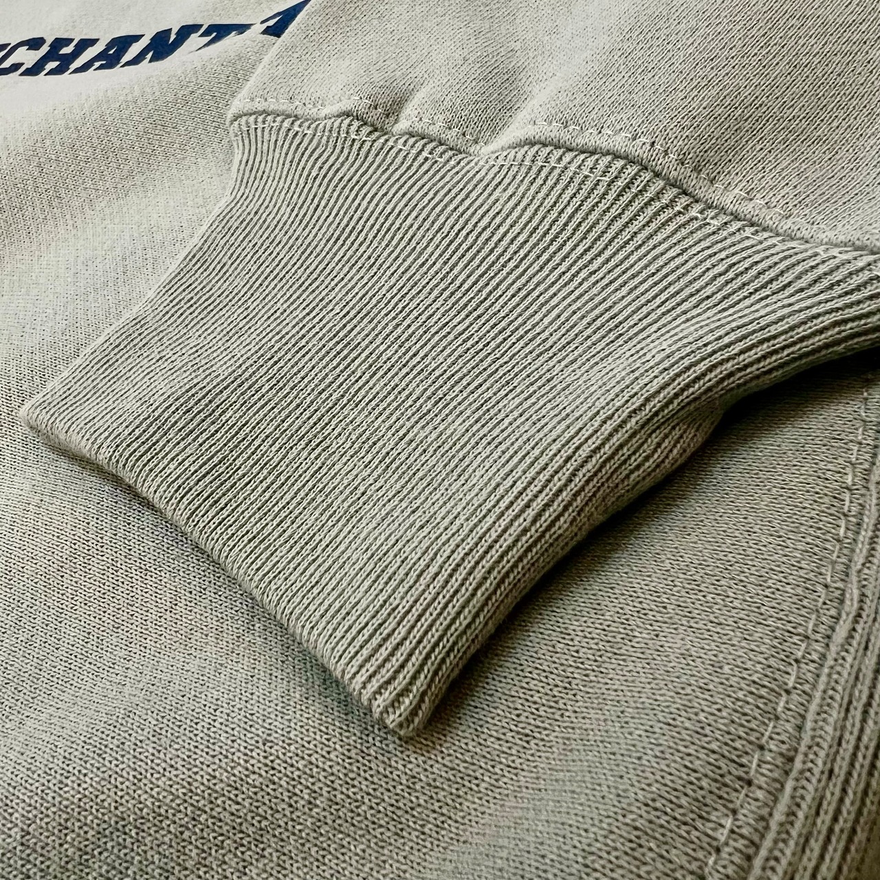 【HERNI × BlueSunshineTrading】  12oz ヘヴィーウェイト クルーネック スウェット　（smoky green） - 4