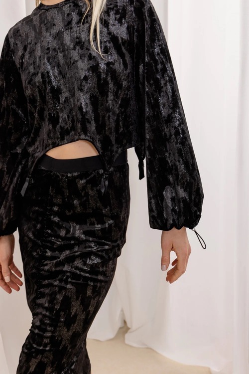 LIILIT VELVET CROP TOP - BLACK+SILVER