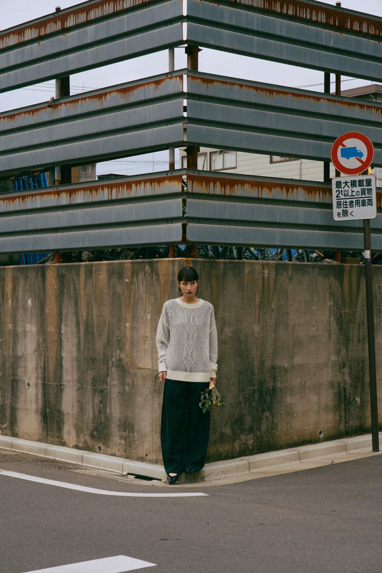 Sheer Aran Relax Sized Pullover Knit