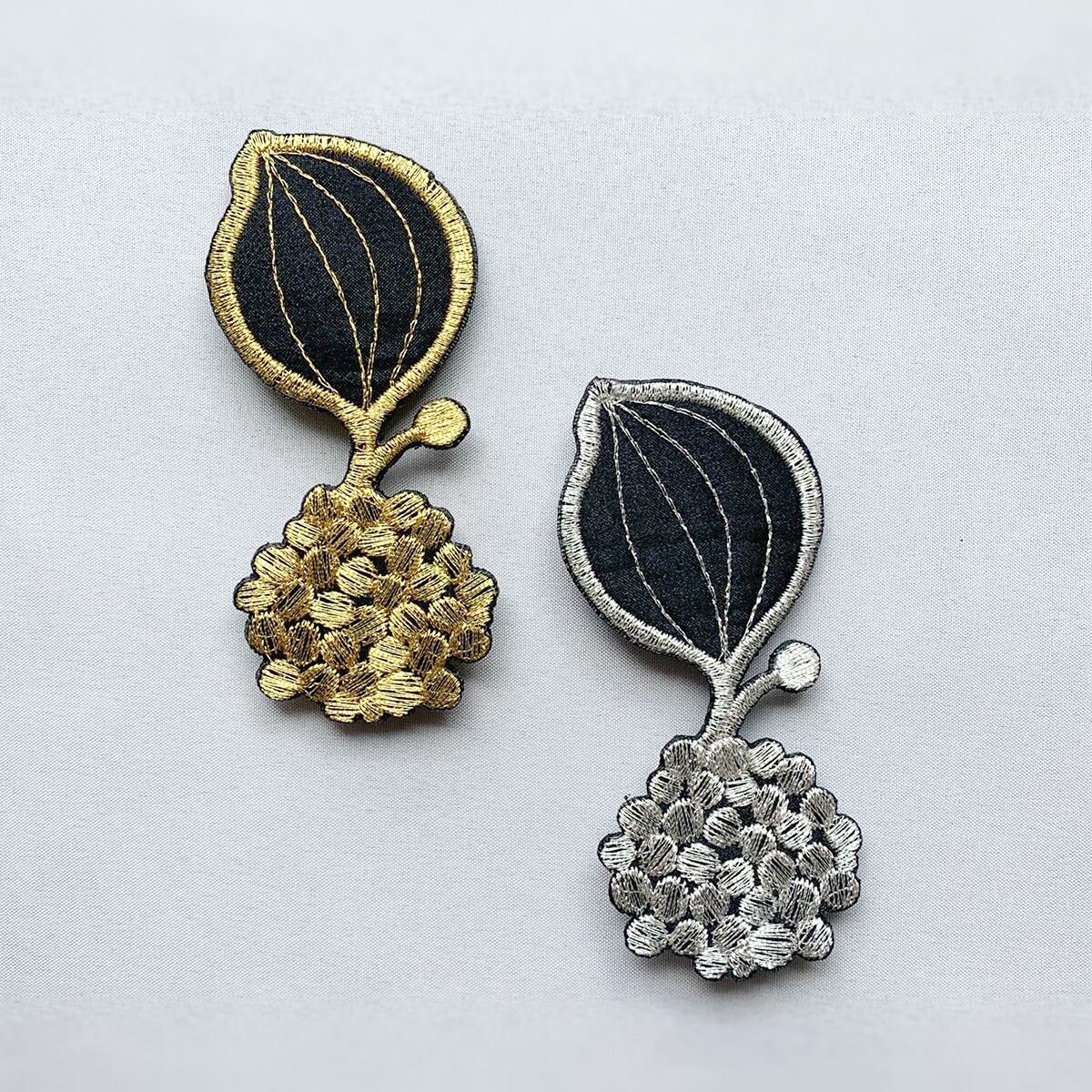 刺繍ブローチ ga.la (br-071)2色