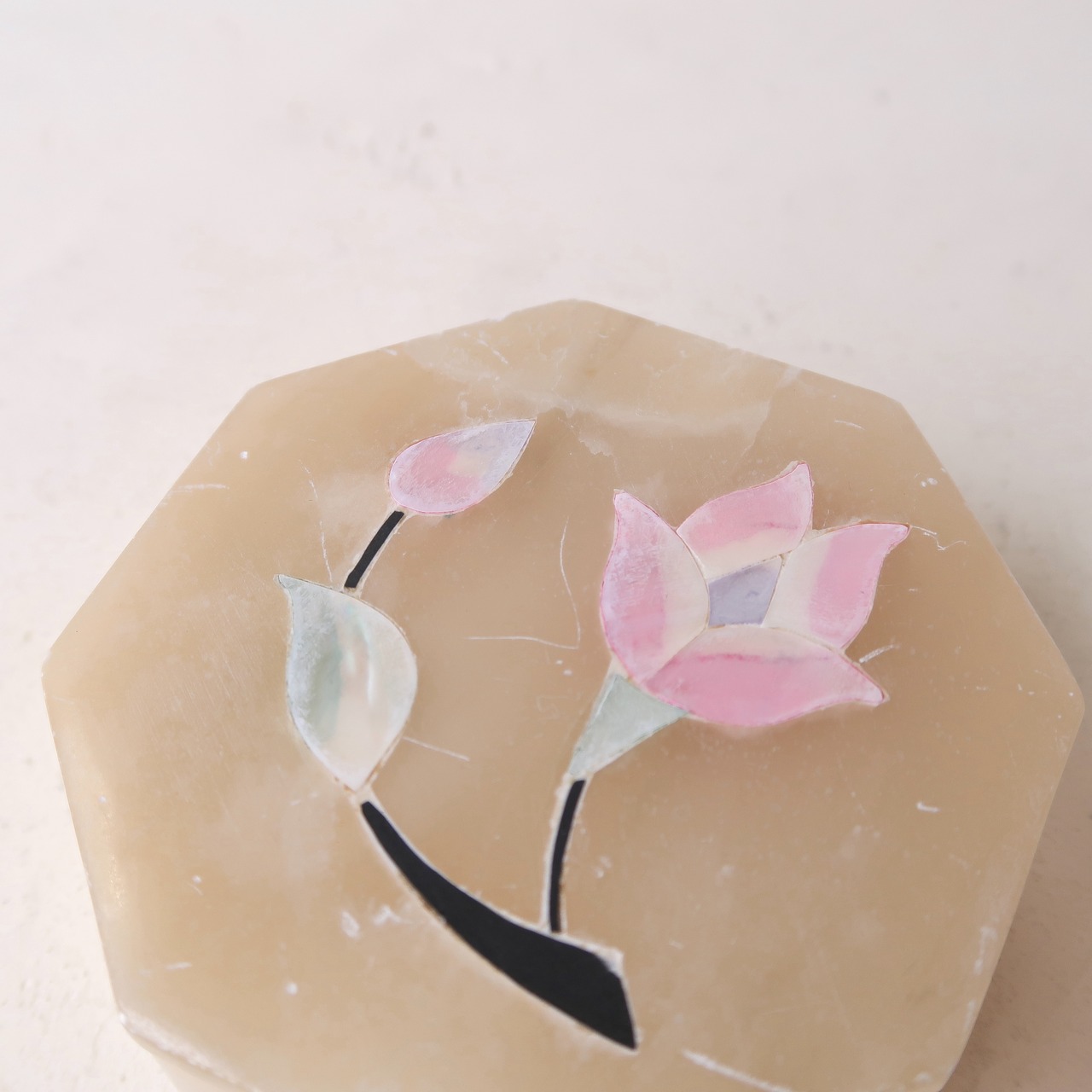 正八角形のお花のケース