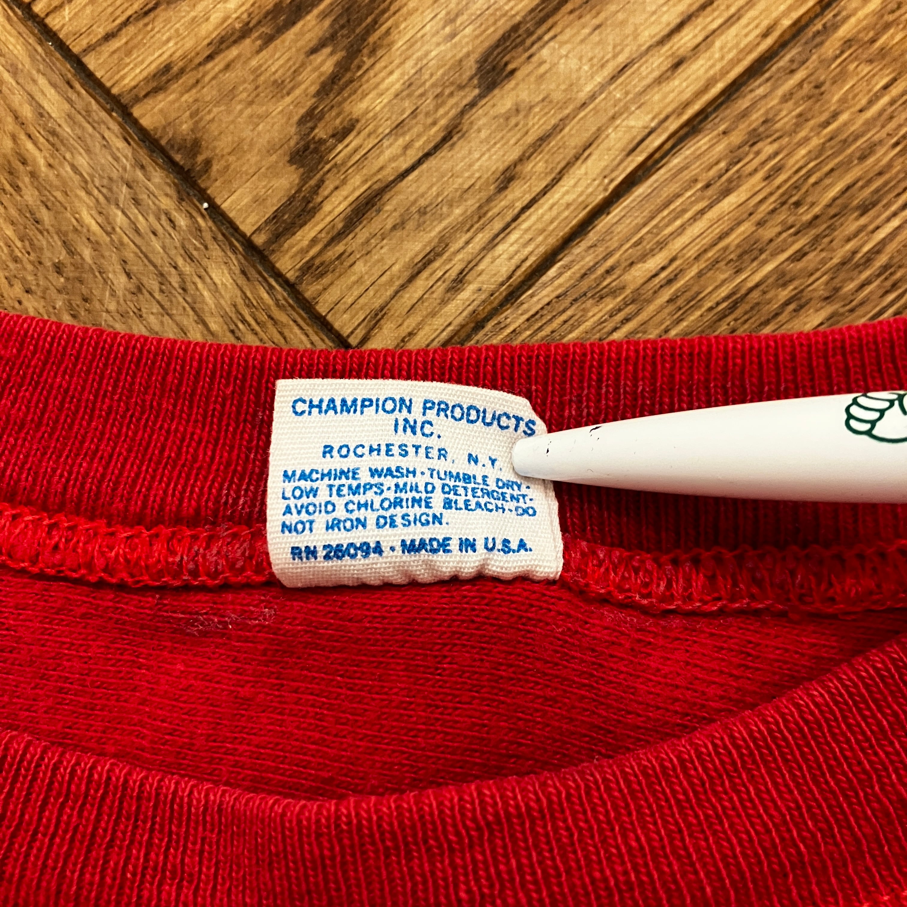 1970'S CHAMPION RED 