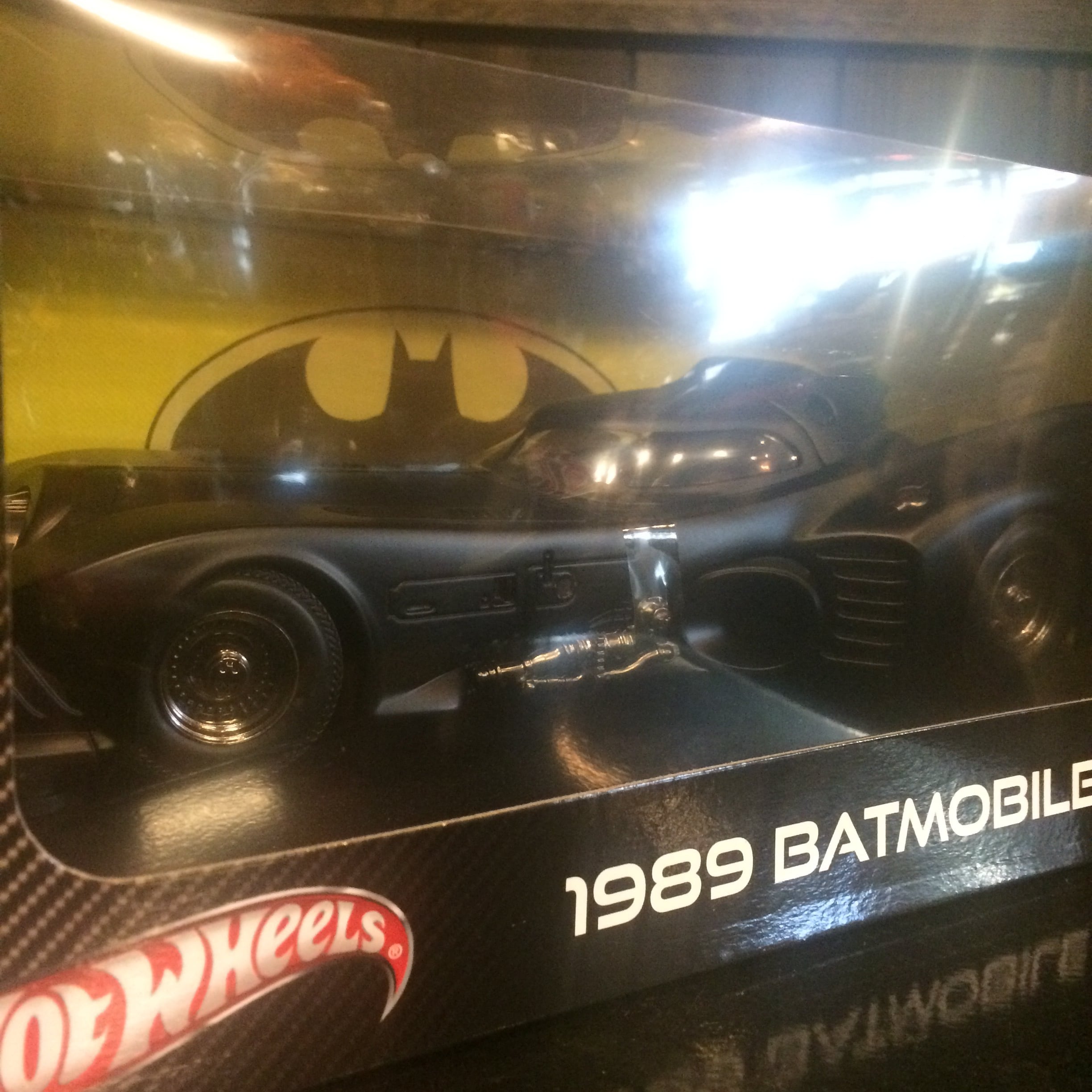 HOTWHEELS 1989バットモービル 1/18 | PEOPLE EQUAL SHIT