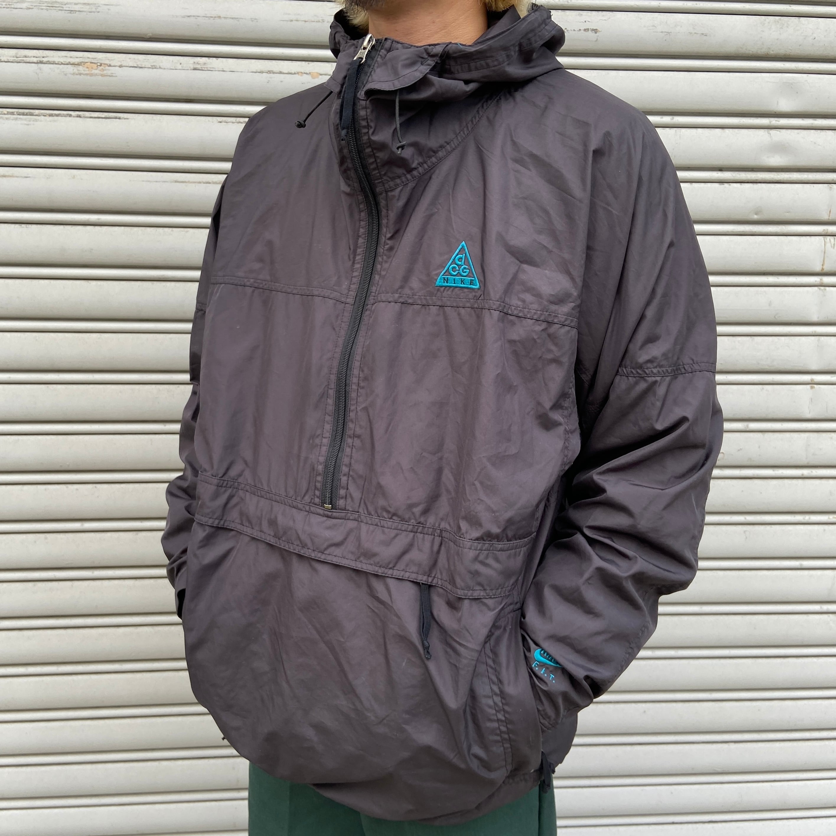90s NIKE acg ナイアノラックパーカー ストームフィット 黒 L 90s NIKE acg ナイアノラックパーカー ストームフィット 黒 L