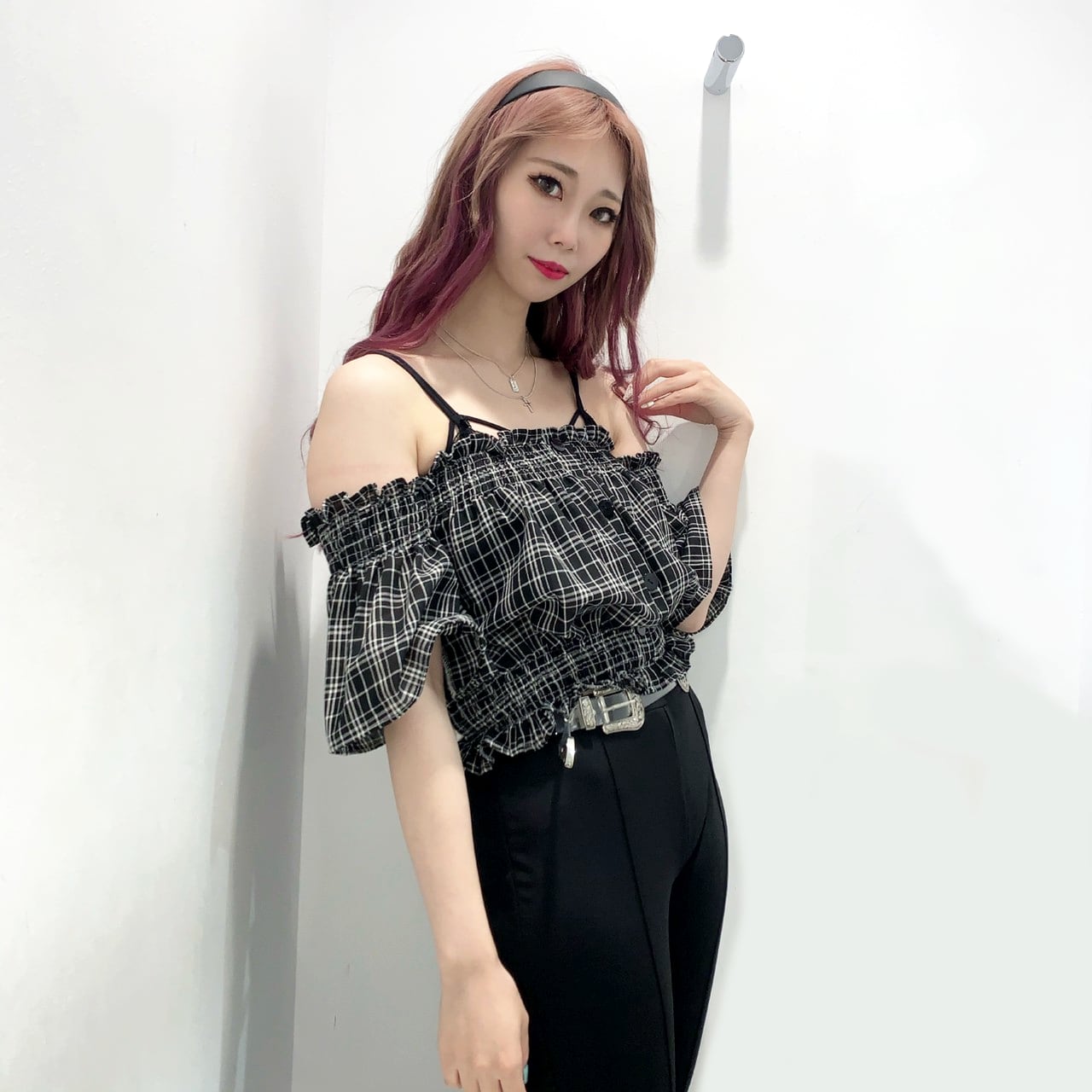 V*a様 CFCL オフショルトップス 70%OFF】ふんわり袖 チェックオフショルトップス(半袖) | VOLCAN&APHRODITE