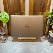 【美品 2022年式】 DELL Latitude 5330 / 第12世代 Core i5-1235U / メモリ8GB / SSD256GB