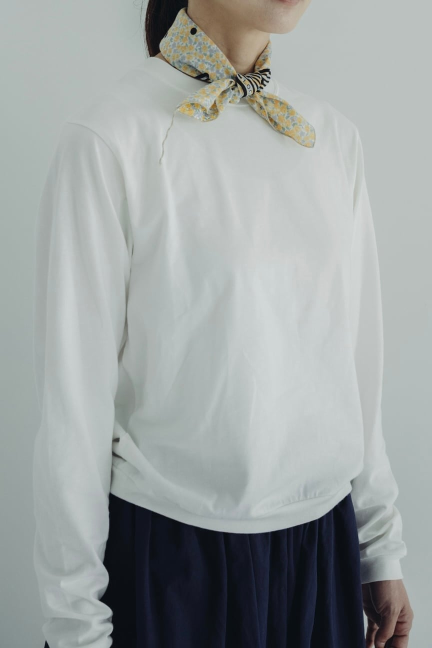 0240-3 Liberty on print bandana / yellow base,black print