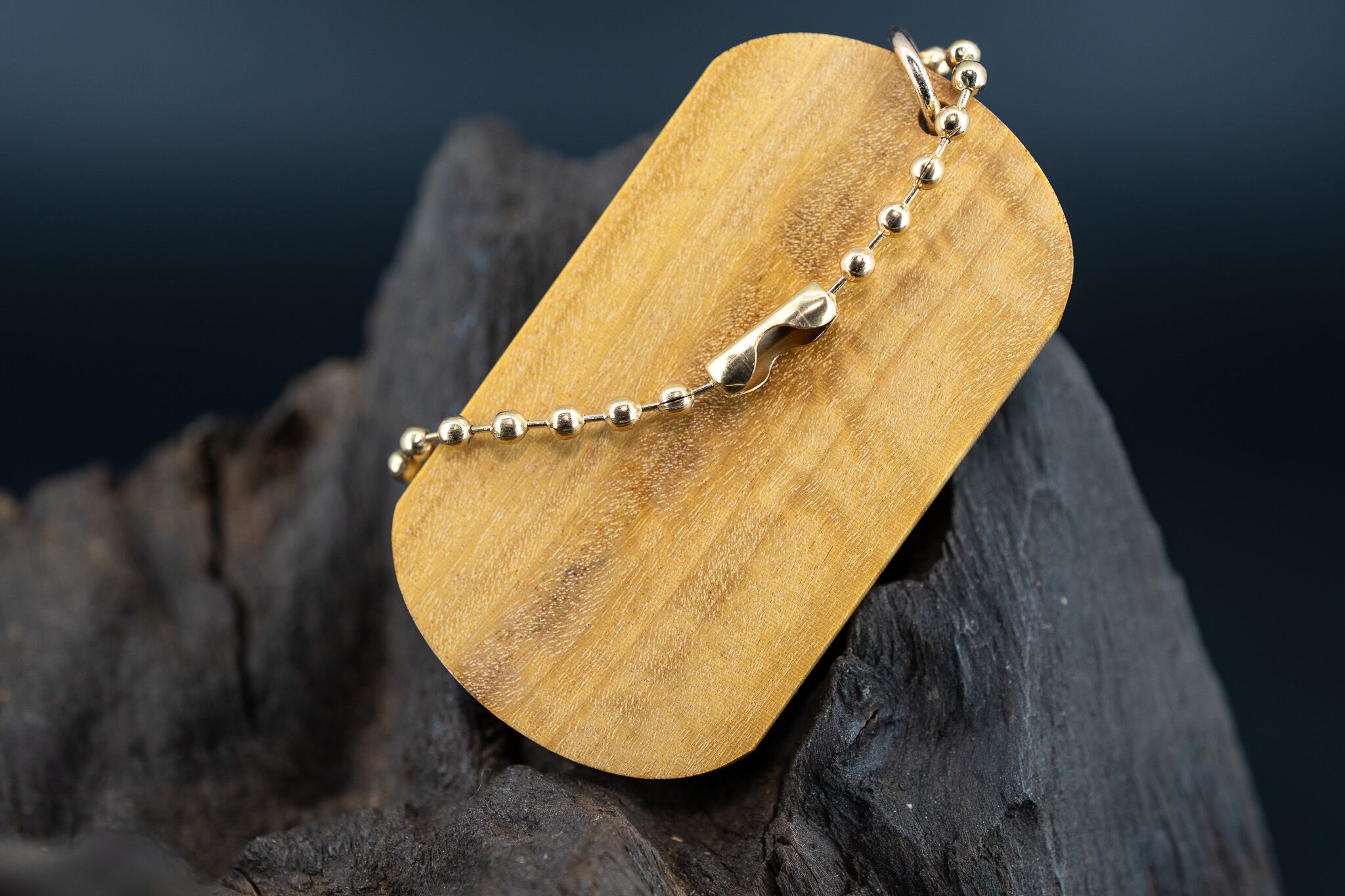 光の木】 サテンウッド ドッグタグ 象嵌 十五夜きつね | 木軸ペン工房