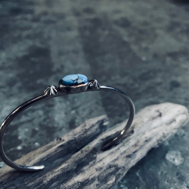 Goldenhill Turquoise Bangle