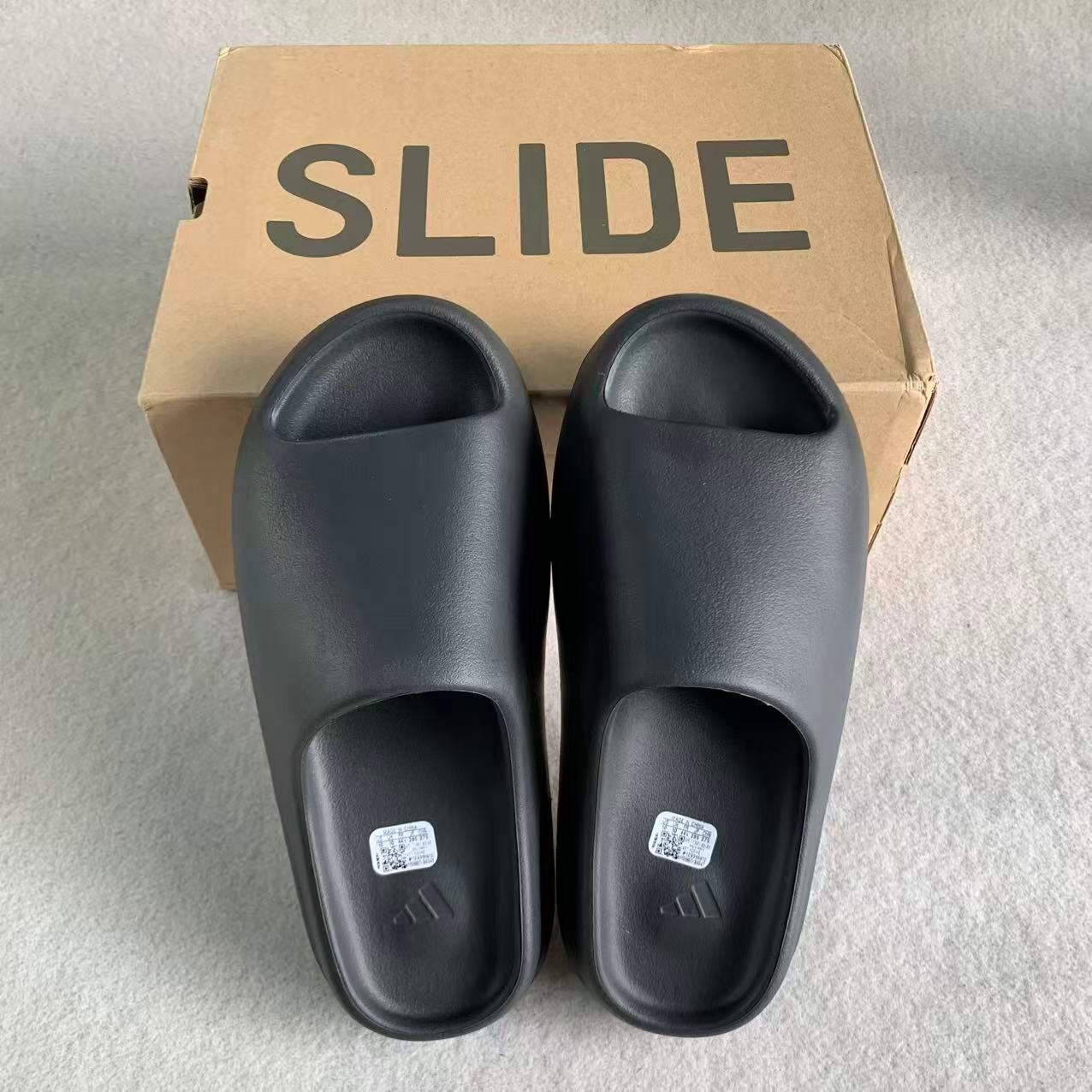 adidas Yeezy Slide “Onyx” ブラックHQ6448 サンダル | I.Te