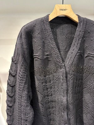 【26AW | WOMEN】Mame Kurogouchi マメ クロゴウチ / トップス / Wool Cable Knit Cardigan  MM26FW-KN094
