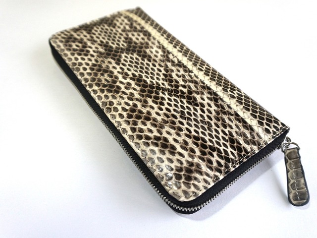 【金運上昇の蛇革財布】蛇革 ラウンドファスナー長財布