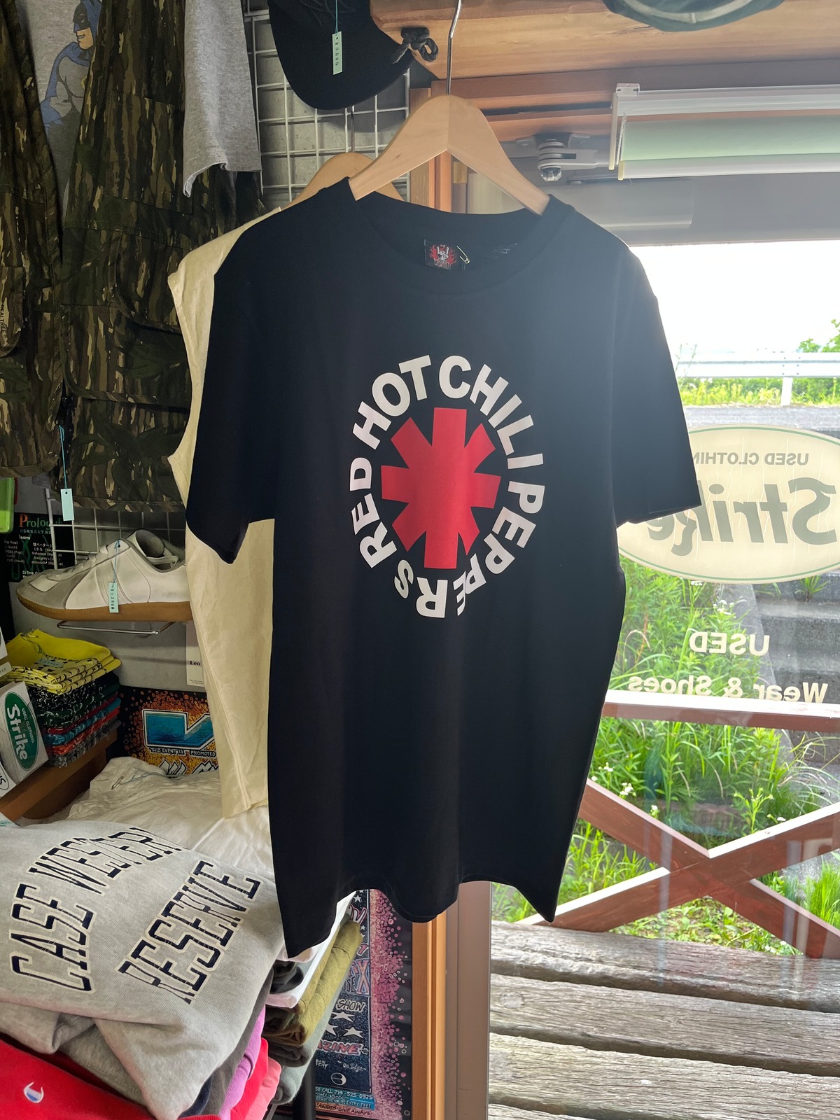 デッドストック！レッチリ コットン100 Tシャツ 表記M（実寸L 