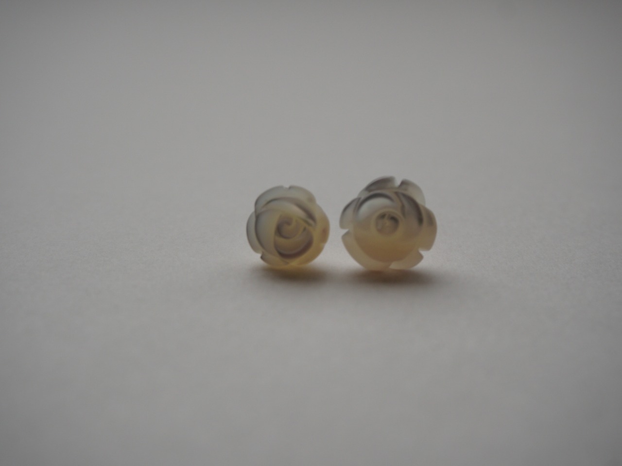 【 WAVE 】shell ROSE pierce (small)