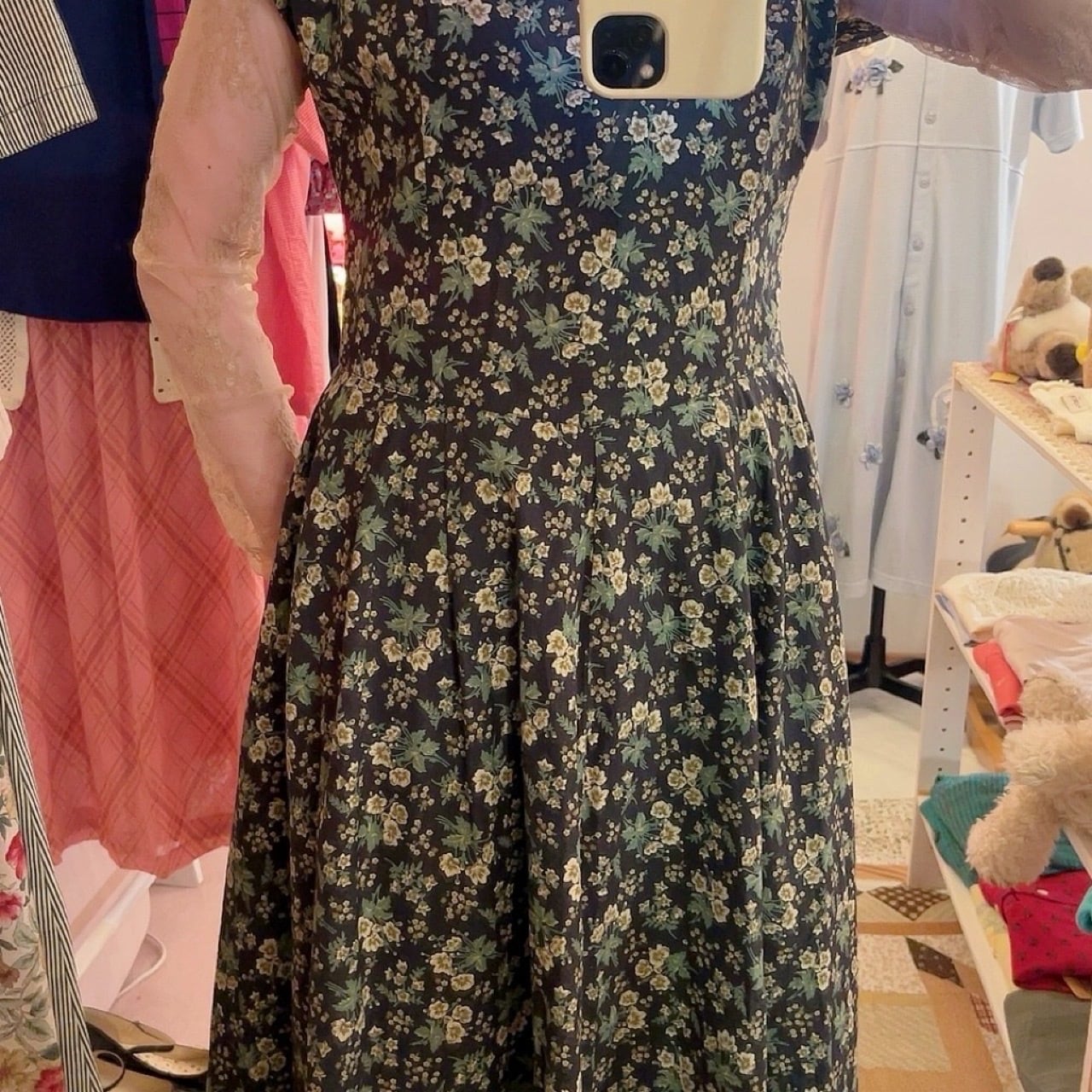 black lace flower tuck one-piece