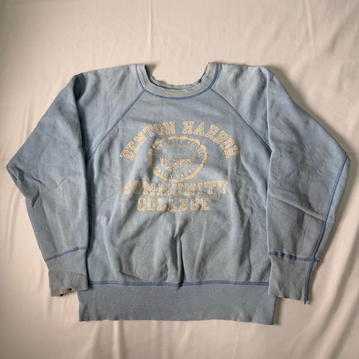 OLD STUSSY 90s 白タグ パイル地 Vネック フリース M | Used&Vintage