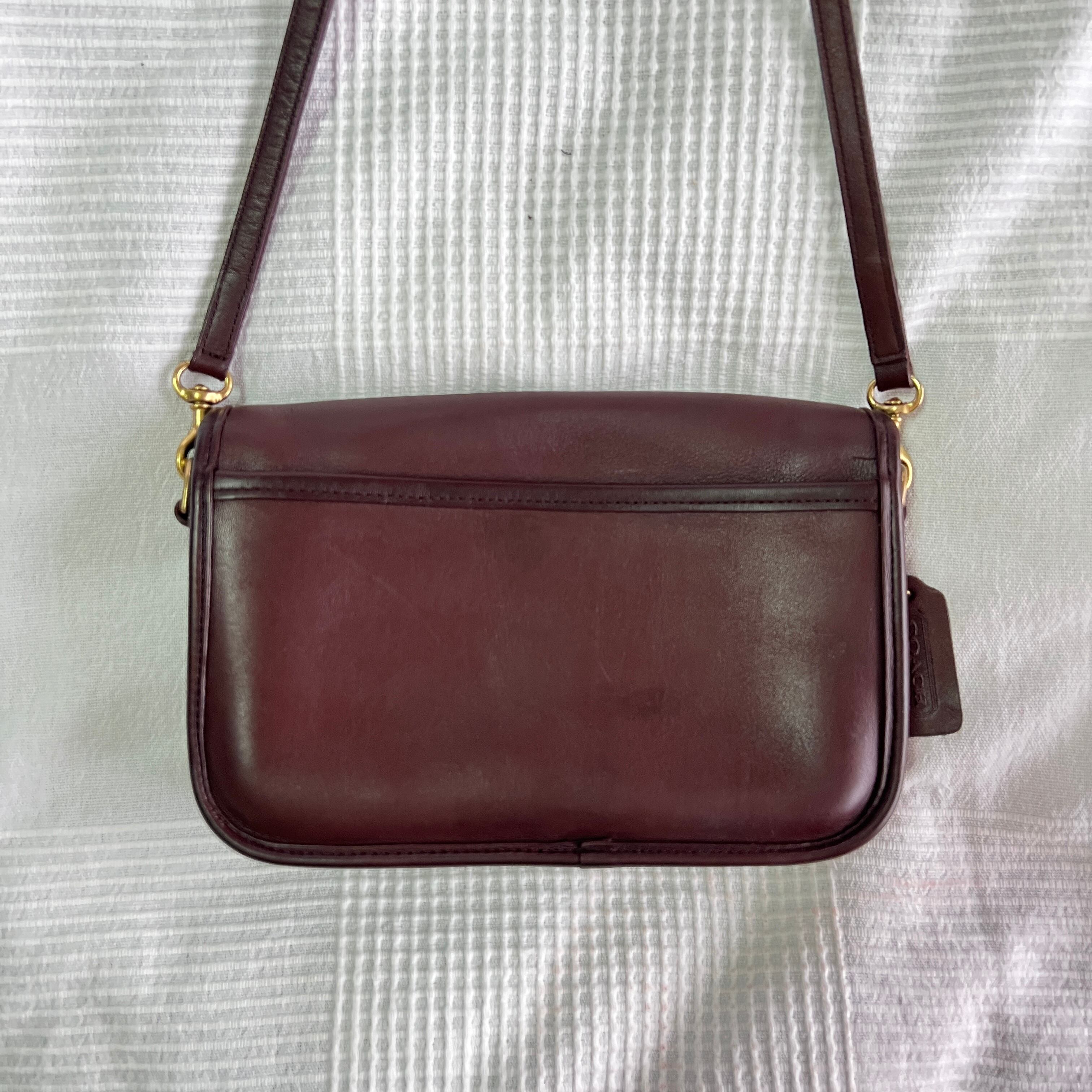 Vintage Coach #9755 POCKET PURSE 1997 | ONE VINTAGE