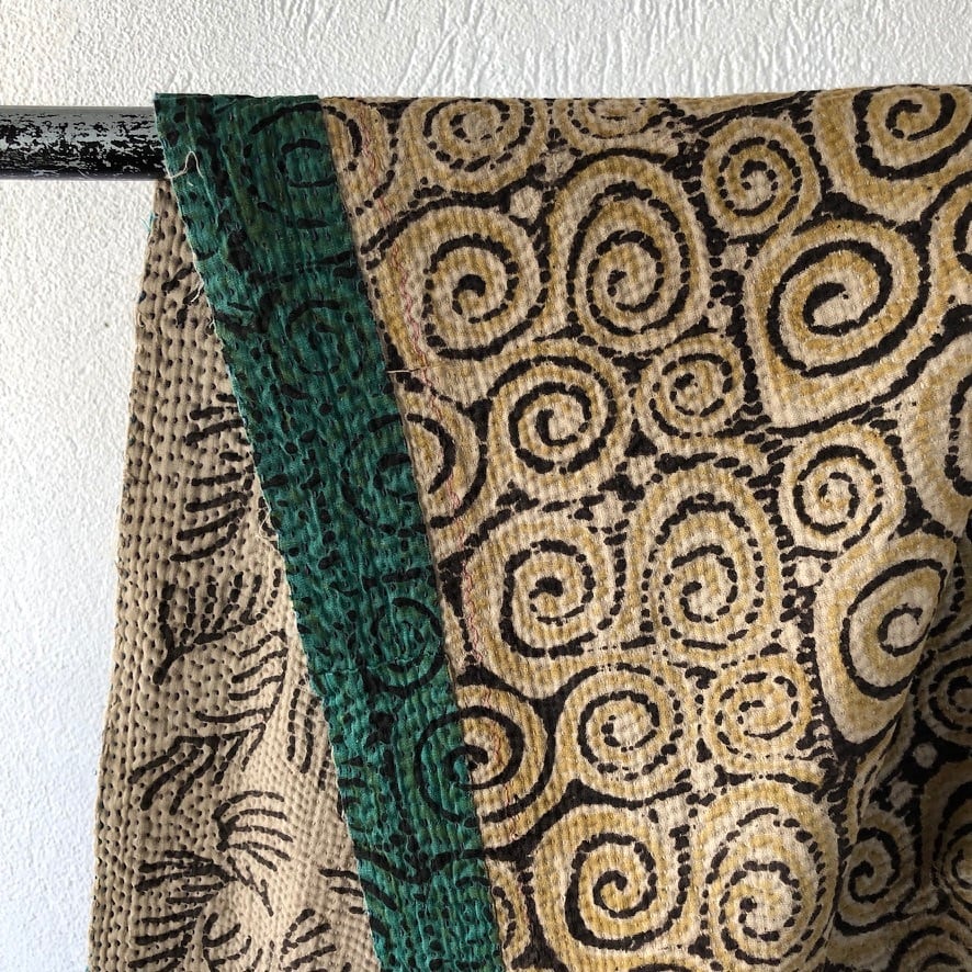 vintage block print kantha quilt swirl 泥染ブロックプリントカンタ