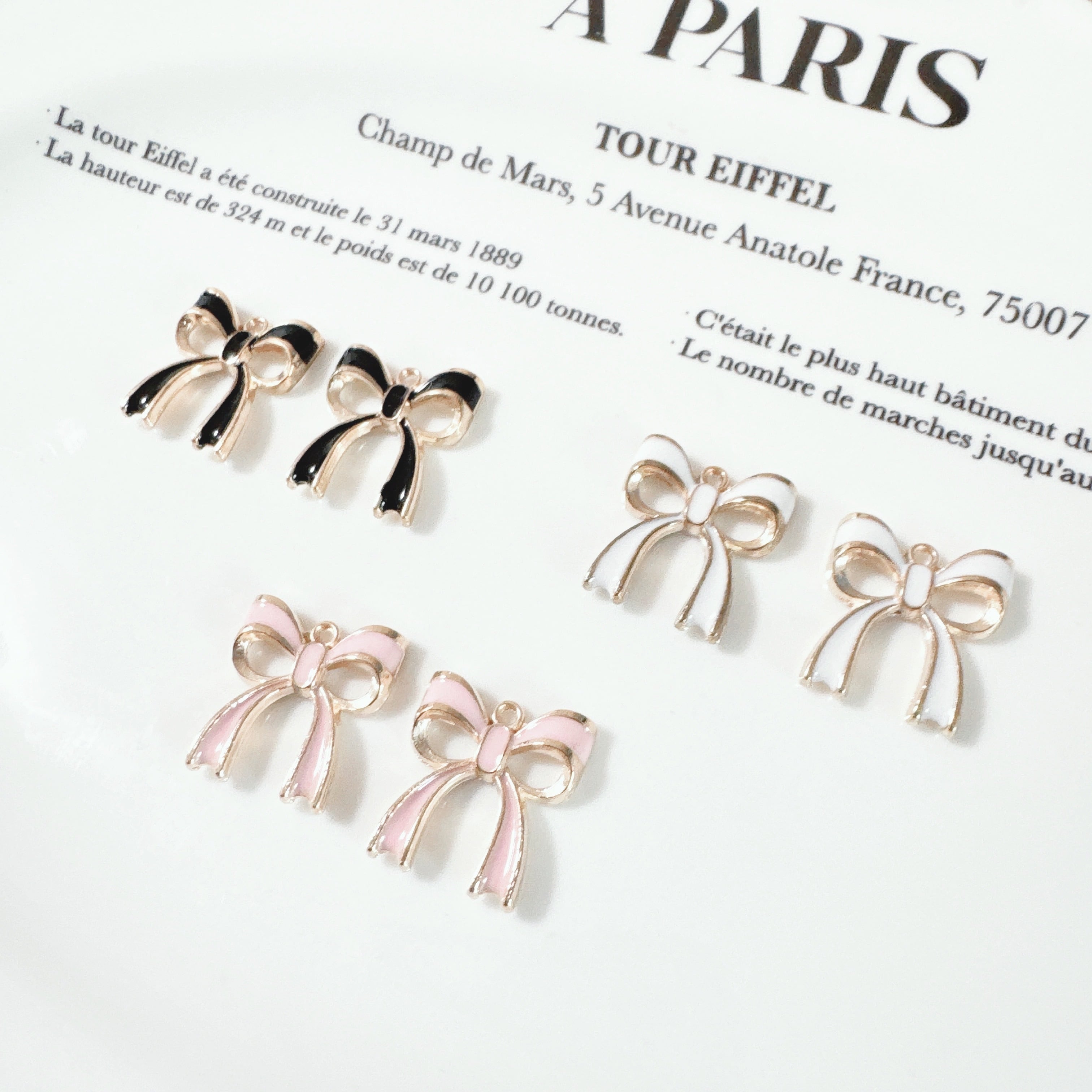 リボンのキラキラお名前ネックレス