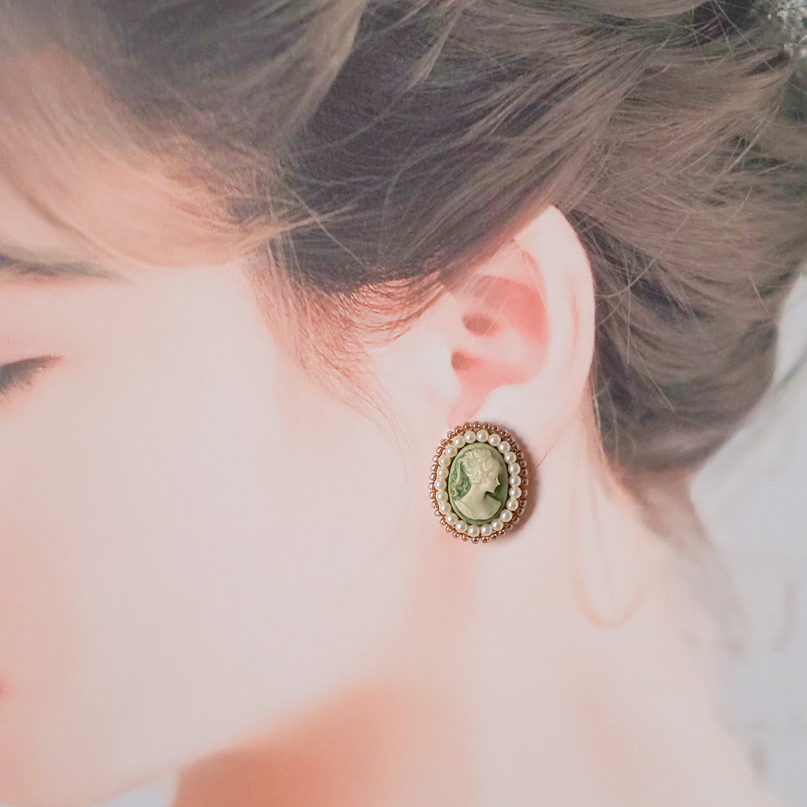 貴婦人のカメオ《オリーブグリーン》イヤリング＆ピアス | sepiange