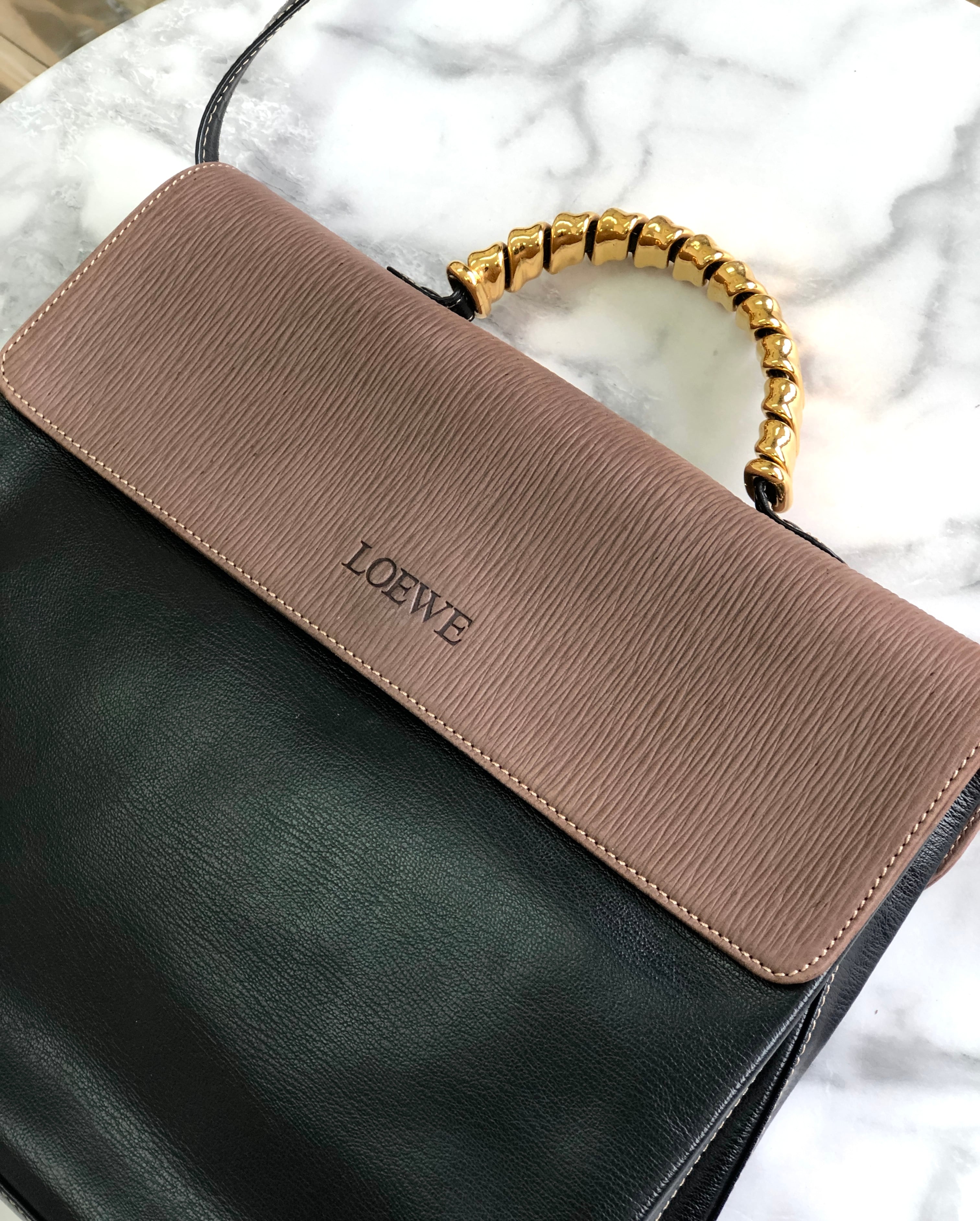 極 美品 LOEWE ロエベ ロゴ ベラスケス ツイストハンドル 金具 レザー 本革 2way ハンドバッグ ショルダーバッグ ブラウン 8rva-2708