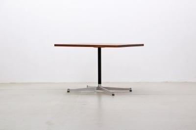 沼津店】greeniche グリニッチ ウォールナット無垢材 カフェテーブル