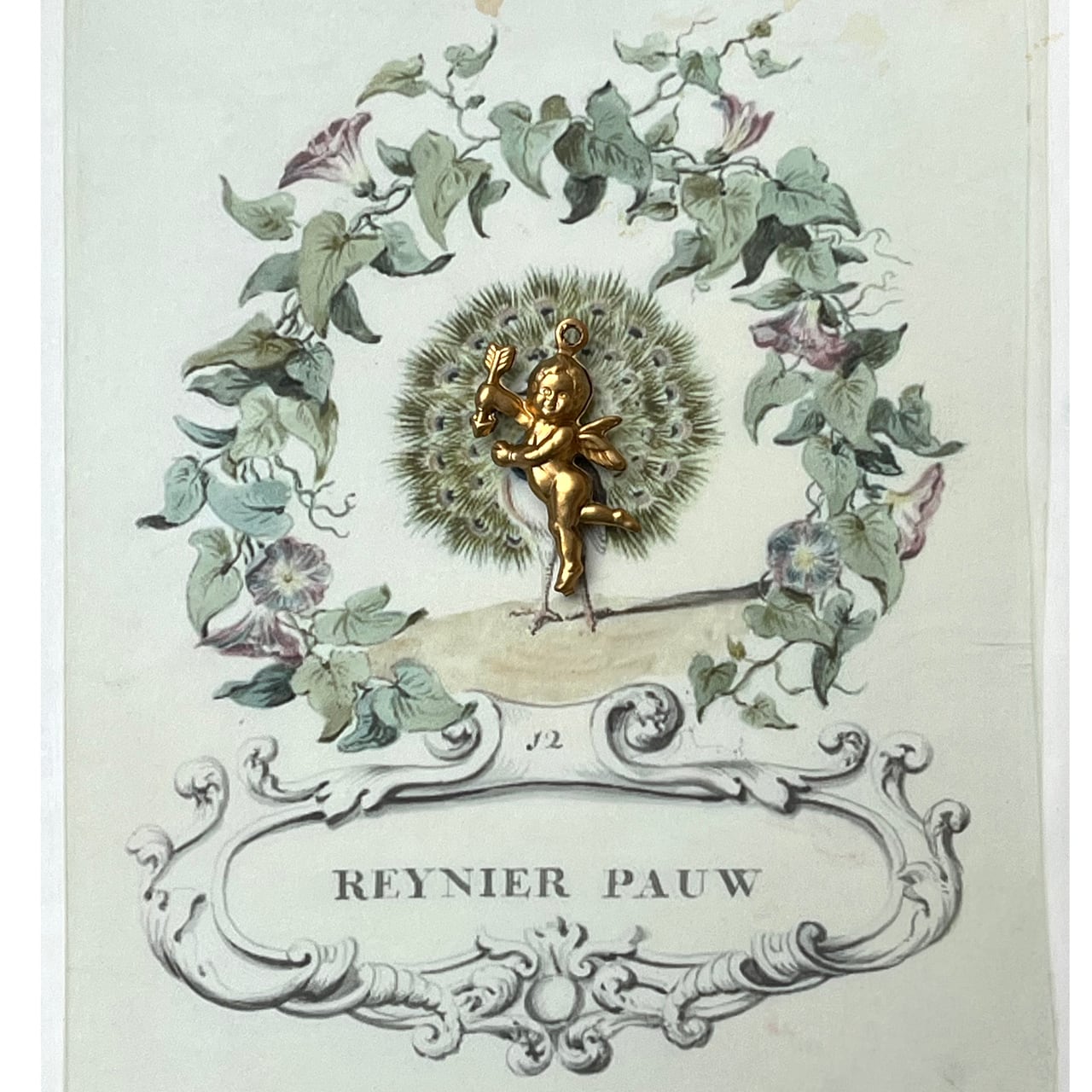 vintage《真鍮 チャーム》 天使 両面 M/約2.8cm(トップフープ含む) 1個