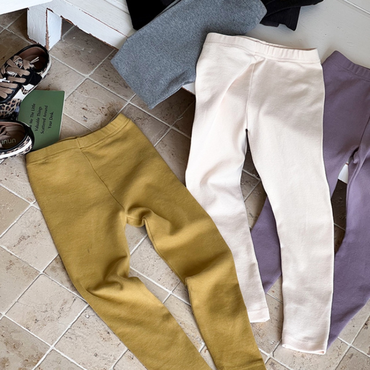 秋高密度編みウール混レギンス