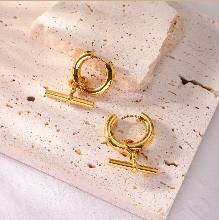 【New!】海外限定◆PDPAOLA 18kゴールド ミニフープピアス◆GD 018【amanza】gold |アンカー デザイン ゴールド フープ ピアス