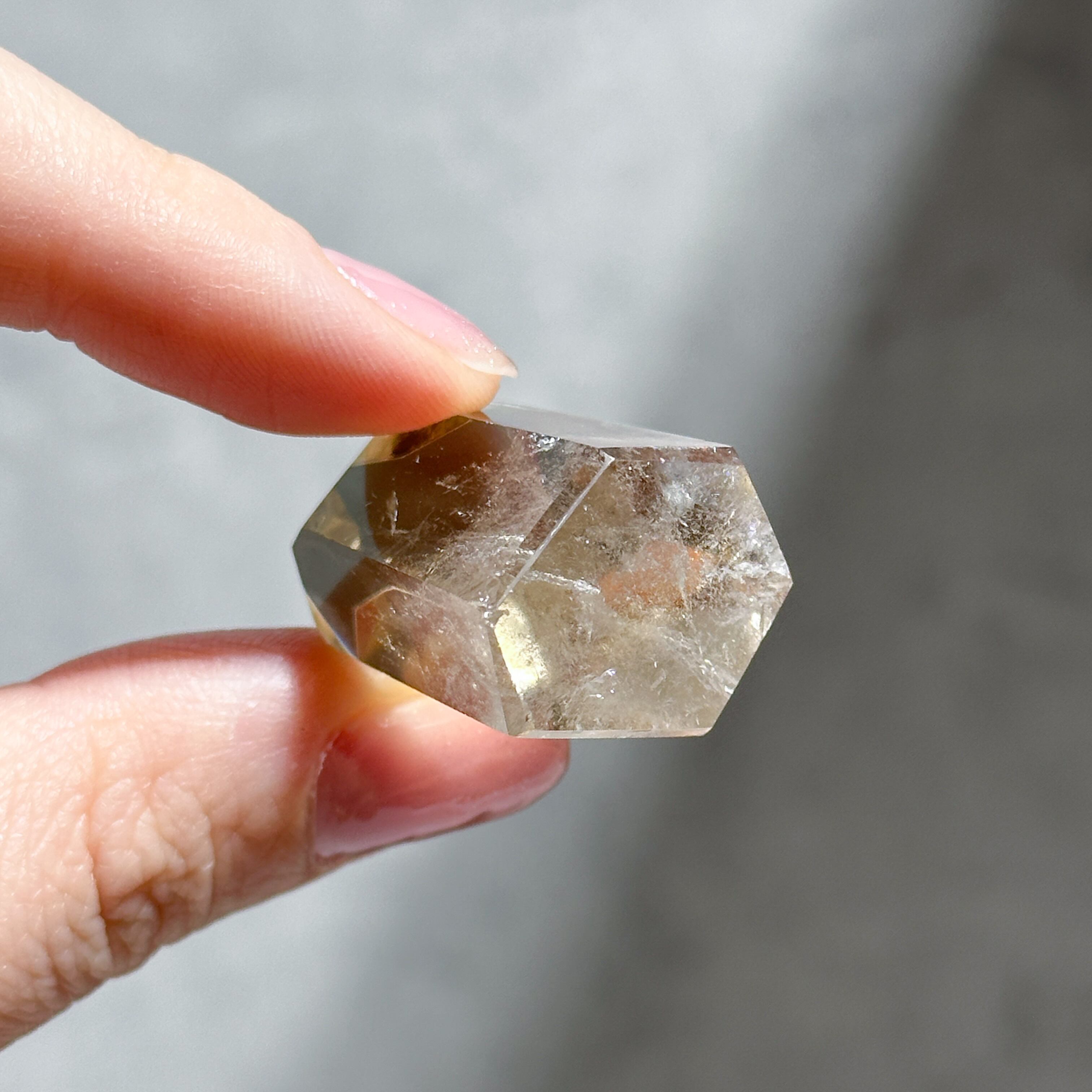 シトリン（黄水晶） タワー42◇ Citrine ◇ 天然石・鉱物