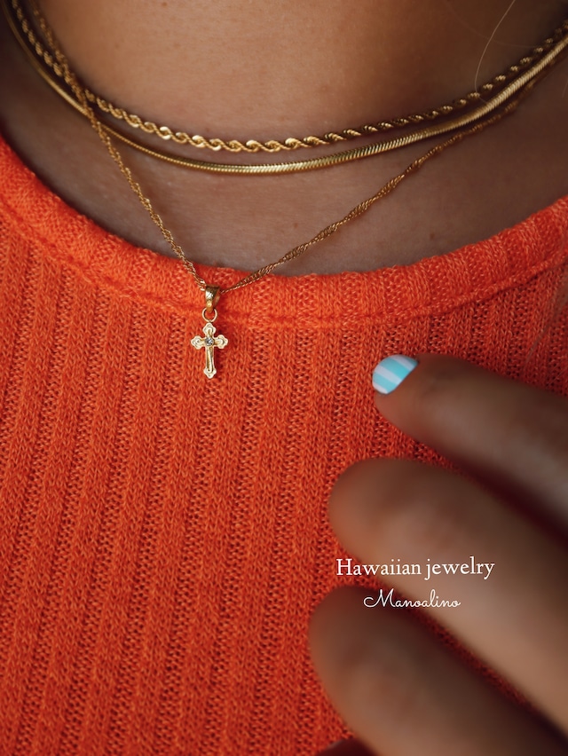 Tiny cross necklace Hawaiianjewelry(ハワイアンジュエリーミニクロスネックレス)