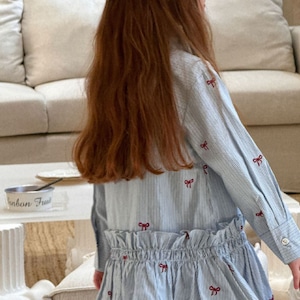 春リボン刺しゅうシャツワンピース