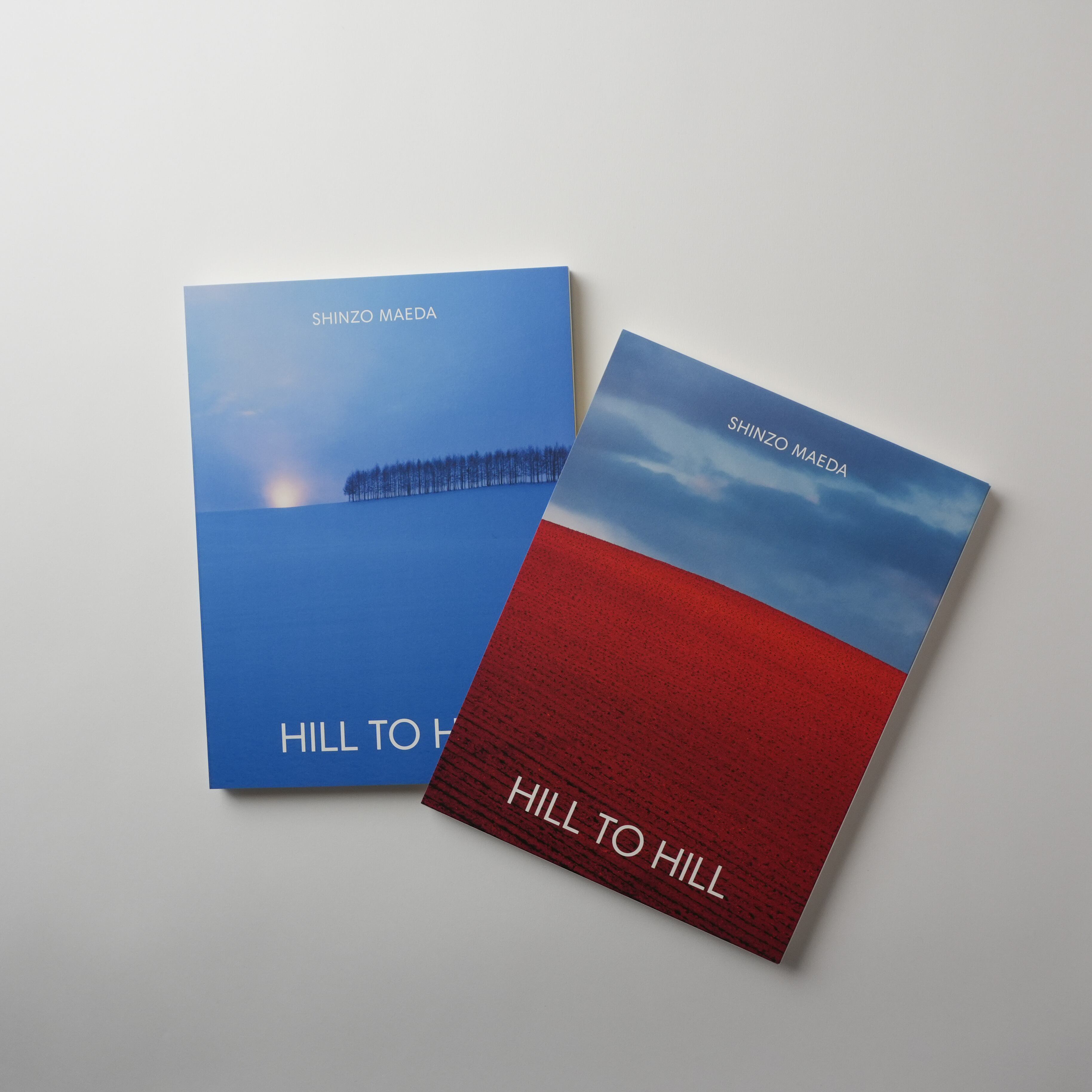 書籍『HILL TO HILL』写真：前田真三 編集・装丁：前田景 | ブルー