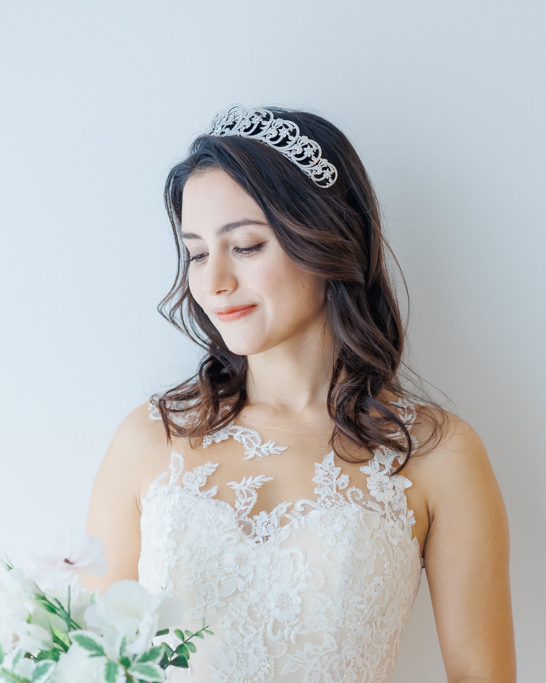 英国王室風ウェディングティアラ 英国王室風ウェディングティアラ やっぱり美しい♡ロイヤルファミリー