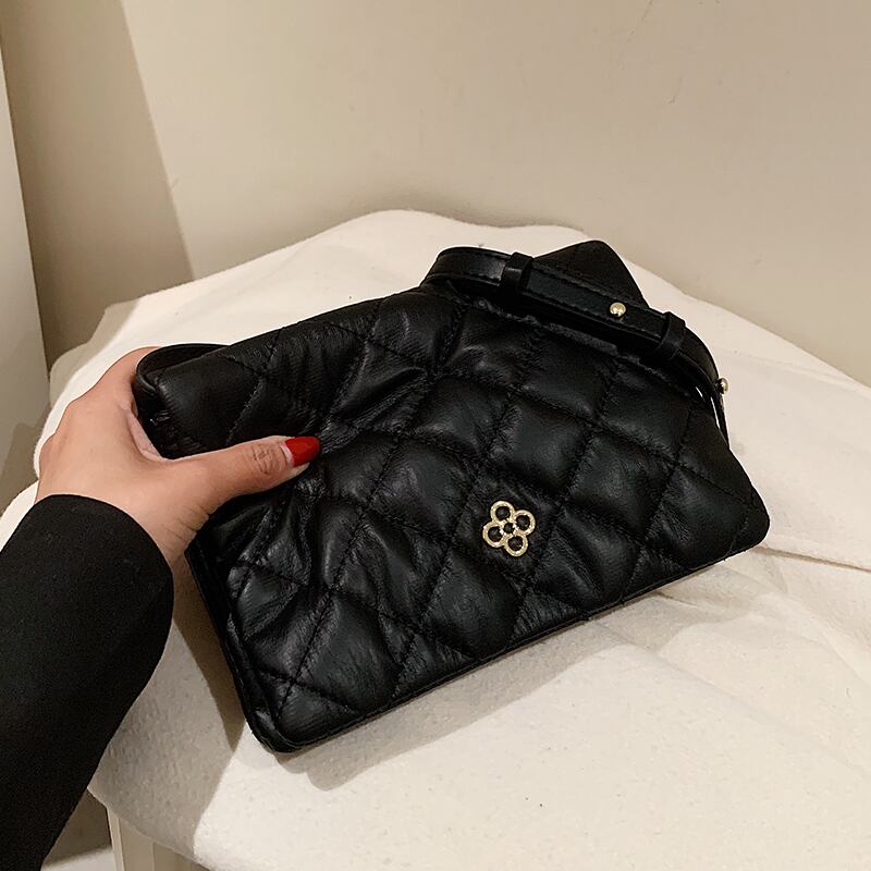 刺繍オータムウィンター 秋物 冬物 スクウェア メッセンジャーバッグ 手作りハンドバック47346827765