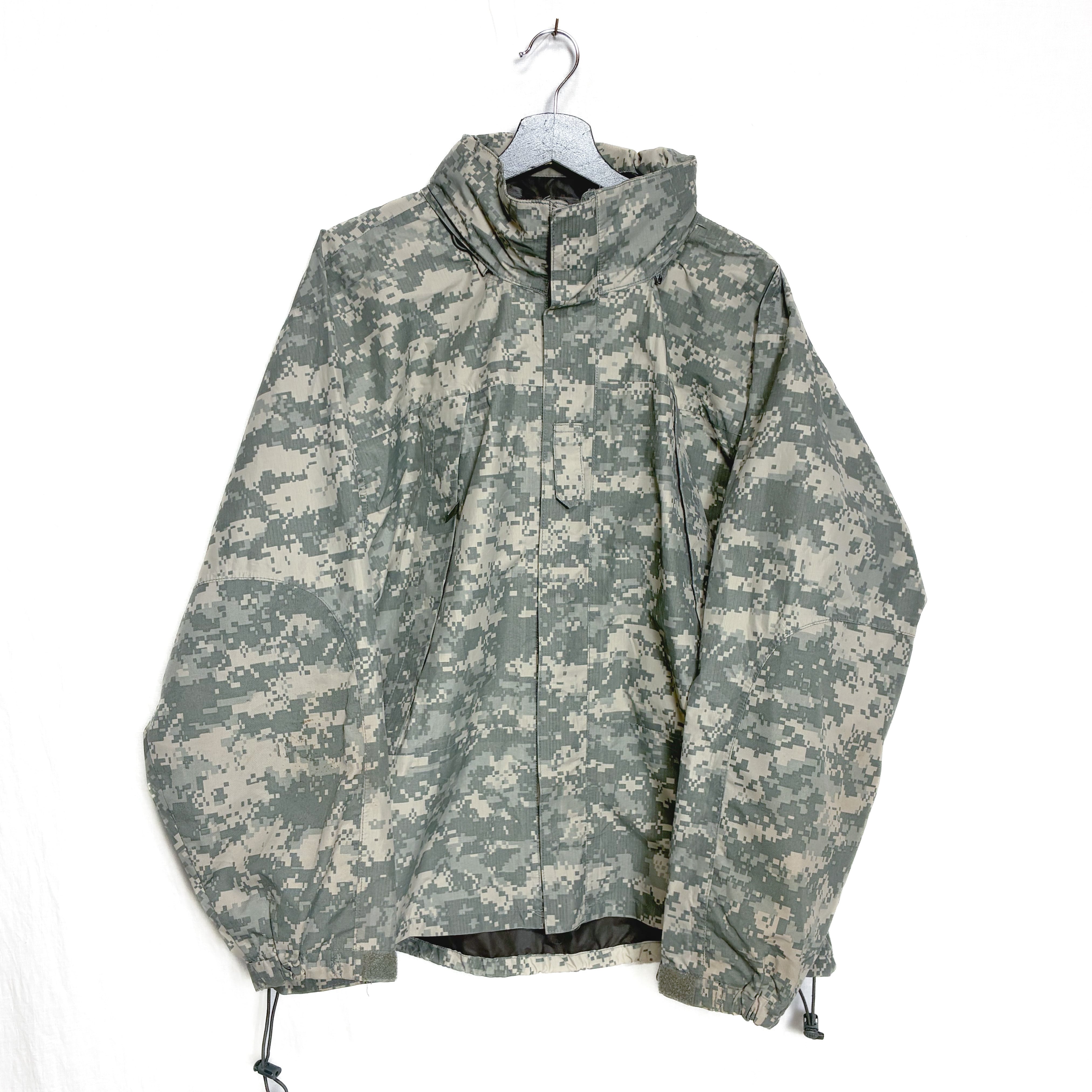 良品 米軍 ECWCS GEN3 LEVEL6 デジカモ ゴアテックスパーカー L相当