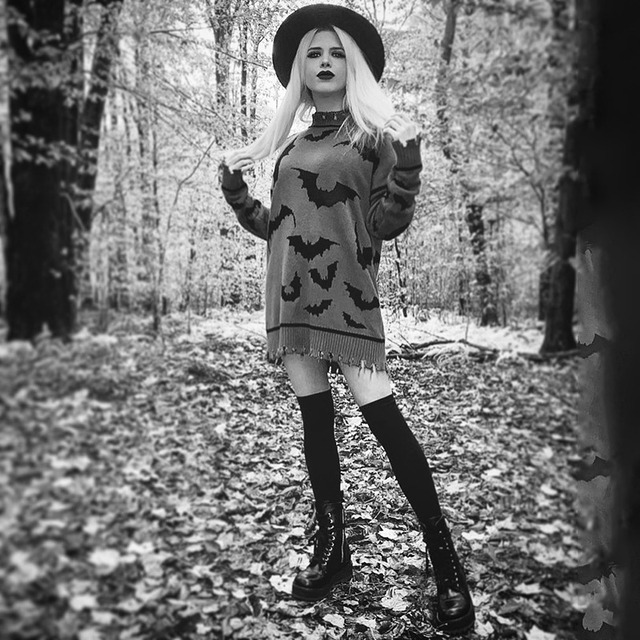 ゴスロリ ゴシック系 春服 春 ニット セーター ロング丈 コウモリ 病み可愛い 黒ゴス 原宿系 オルチャン 10代 代 モード系ファッション専門店 With U