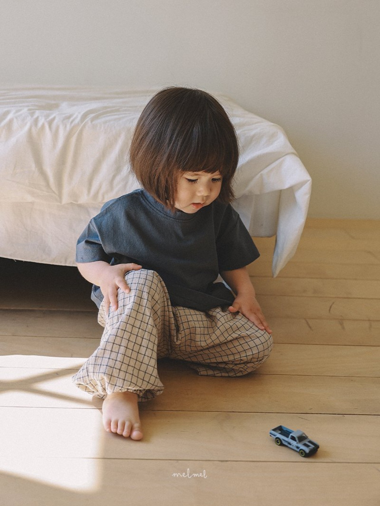 【取寄/韓国直送】melmel 26/SM フラワーステッチタンクトップ ｜夏服｜韓国子供服