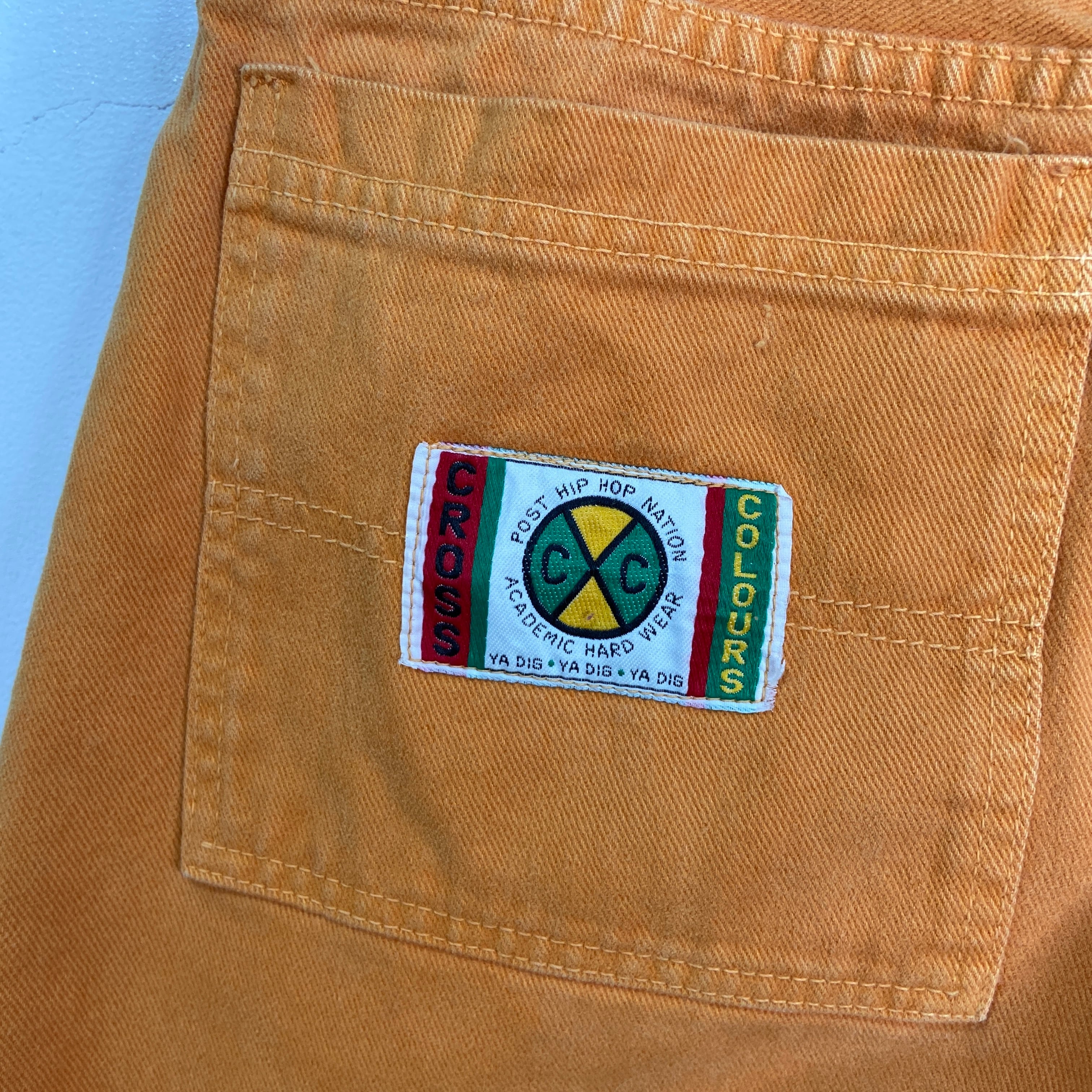 90s CROSSCOLOURカラーバギーショートパンツ 30 ハーフパンツ | 古着屋 Uan