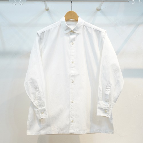 HATSKI（ハツキ）　レギュラーカラーリラックスシャツ　ホワイト